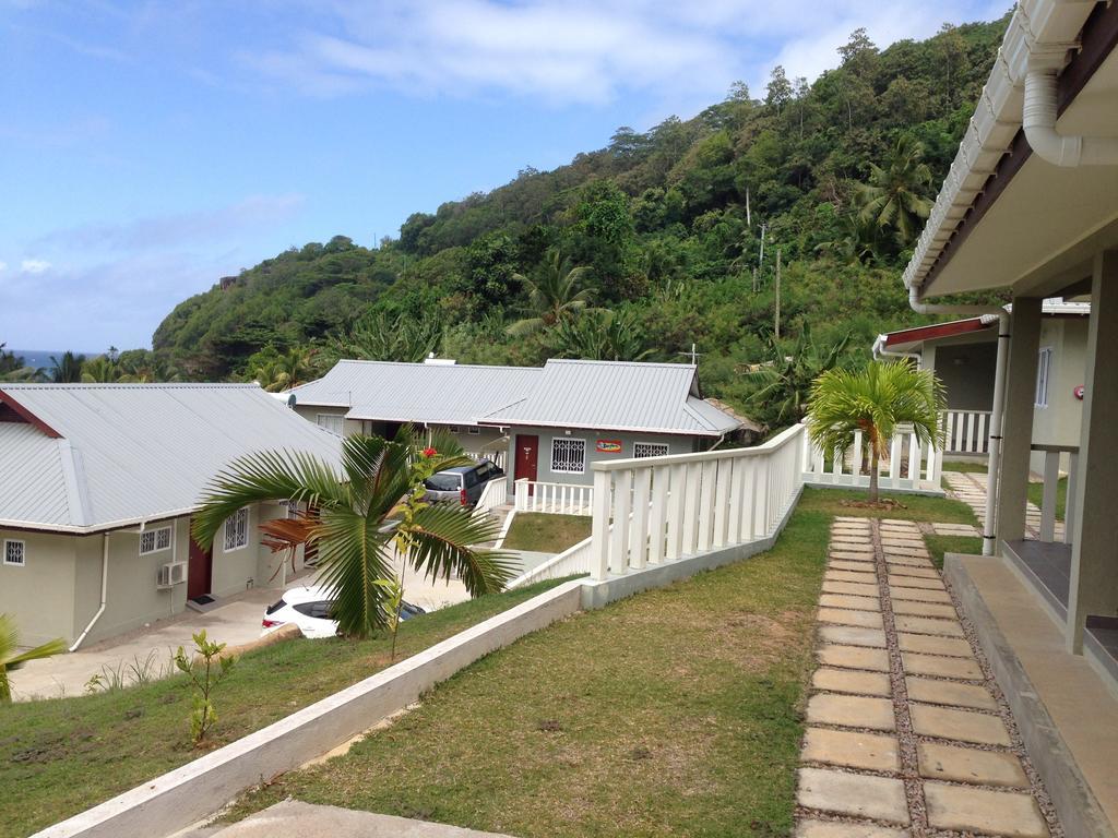 Surfers Beach Self Catering Chalets Takamaka Extérieur photo